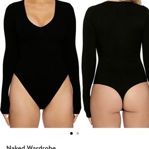 Naked Wardrobe The NW Deep-V Long Sleeve Bodysuit
